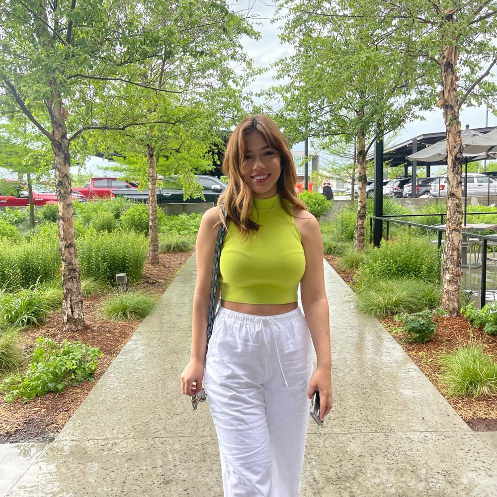 Meet your Posher, Briana
